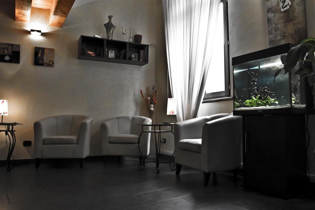 Zen Room Ferrara Exteriör bild